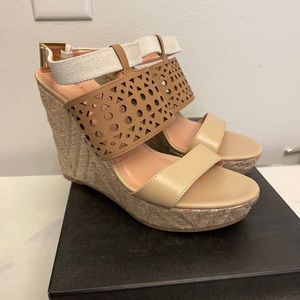 Sole Society Bristol Wedge Sandal Size 8.5 New.
